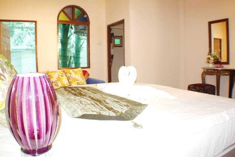 Goldsea Beach Patong Esterno foto