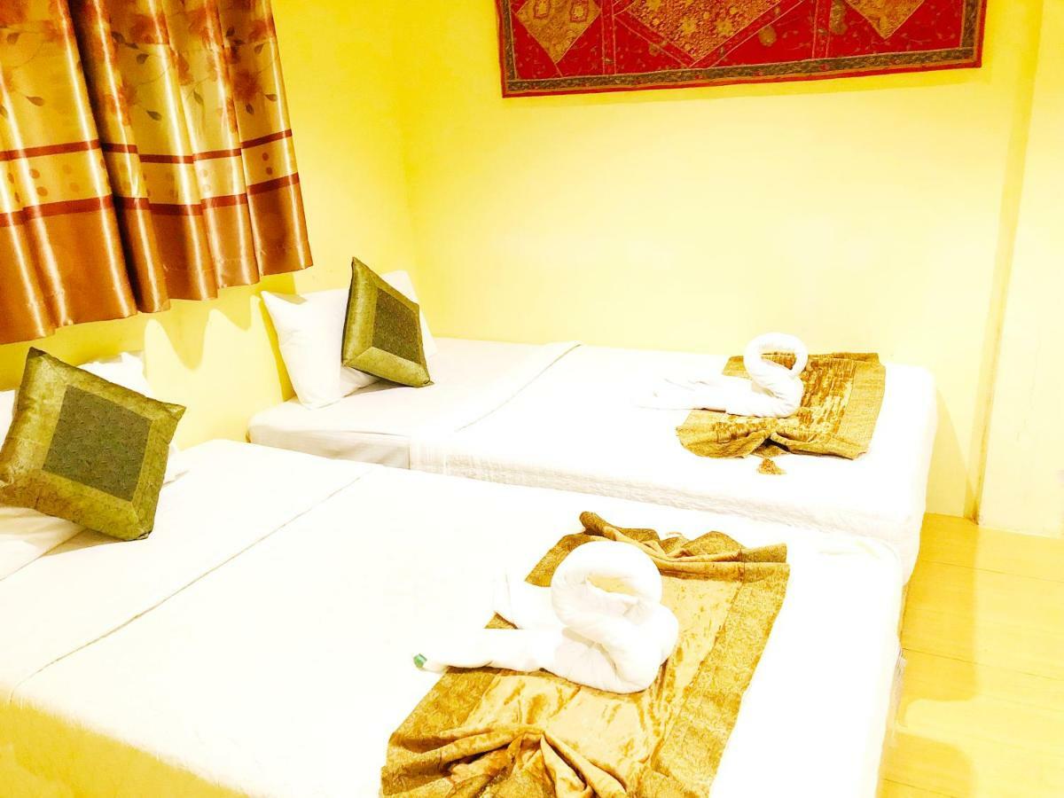 Goldsea Beach Patong Esterno foto